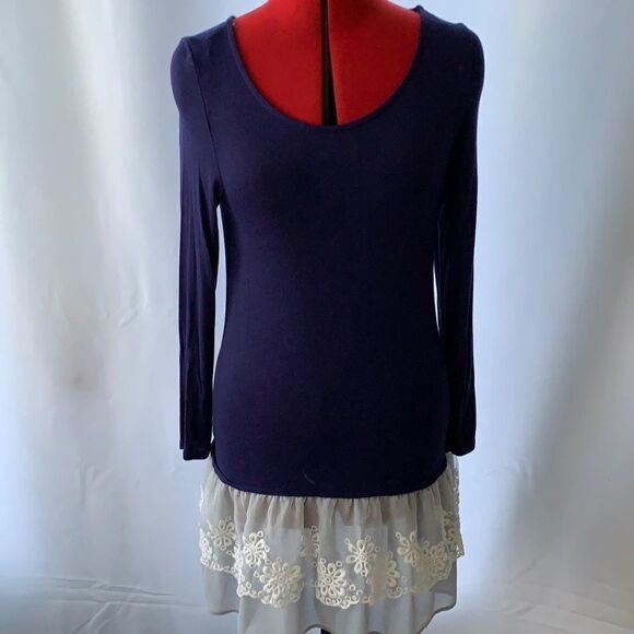 Jodifl Small navy blue tunic with white lace over sheer gray - Picture 1 of 10